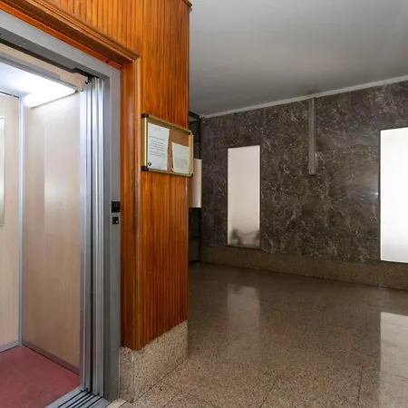 P.zza Vittorio Veneto Cozy Apt W/private Parking 토리노