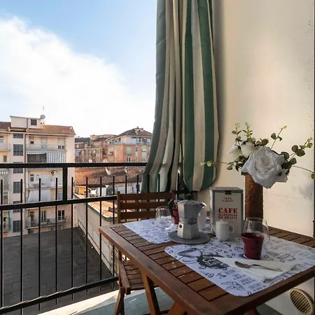 Apartment P.zza Vittorio Veneto Cozy Apt W/private Parking *
